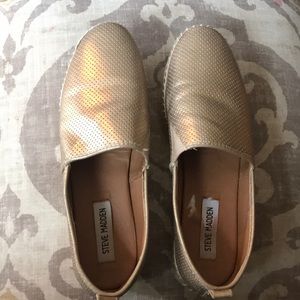 Steve Madden metallic gold Peppa mslip-on sneaker